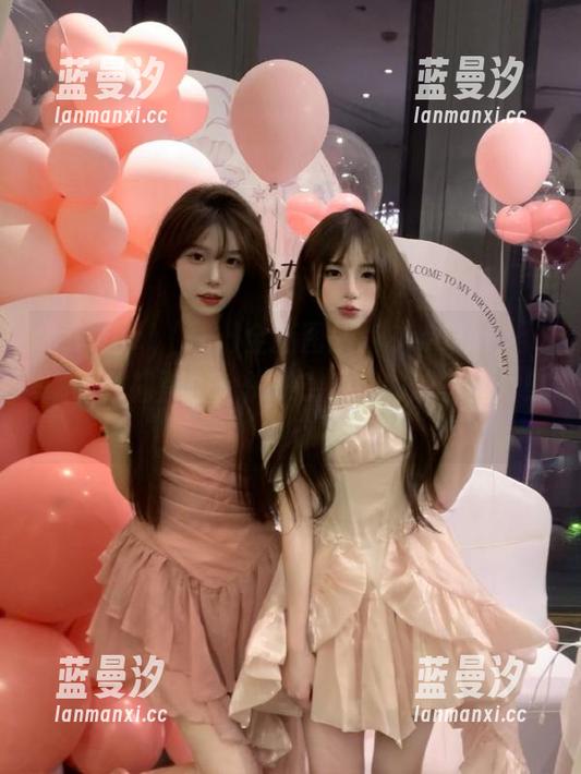 Seoyool (서율)全新图册：Bimilstory-咖啡馆初登场，快来感受她的独特魅力！.txt